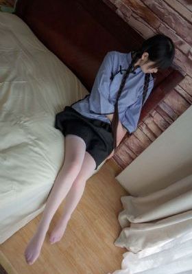 看b站直播间户外_1080P影视在线观看